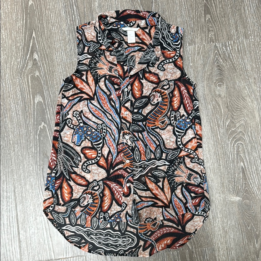 H&M Women Sleeveless Button-Up Blouse with Abstract Print Size 2 (XS)